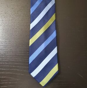 Countess Mara Neck Tie